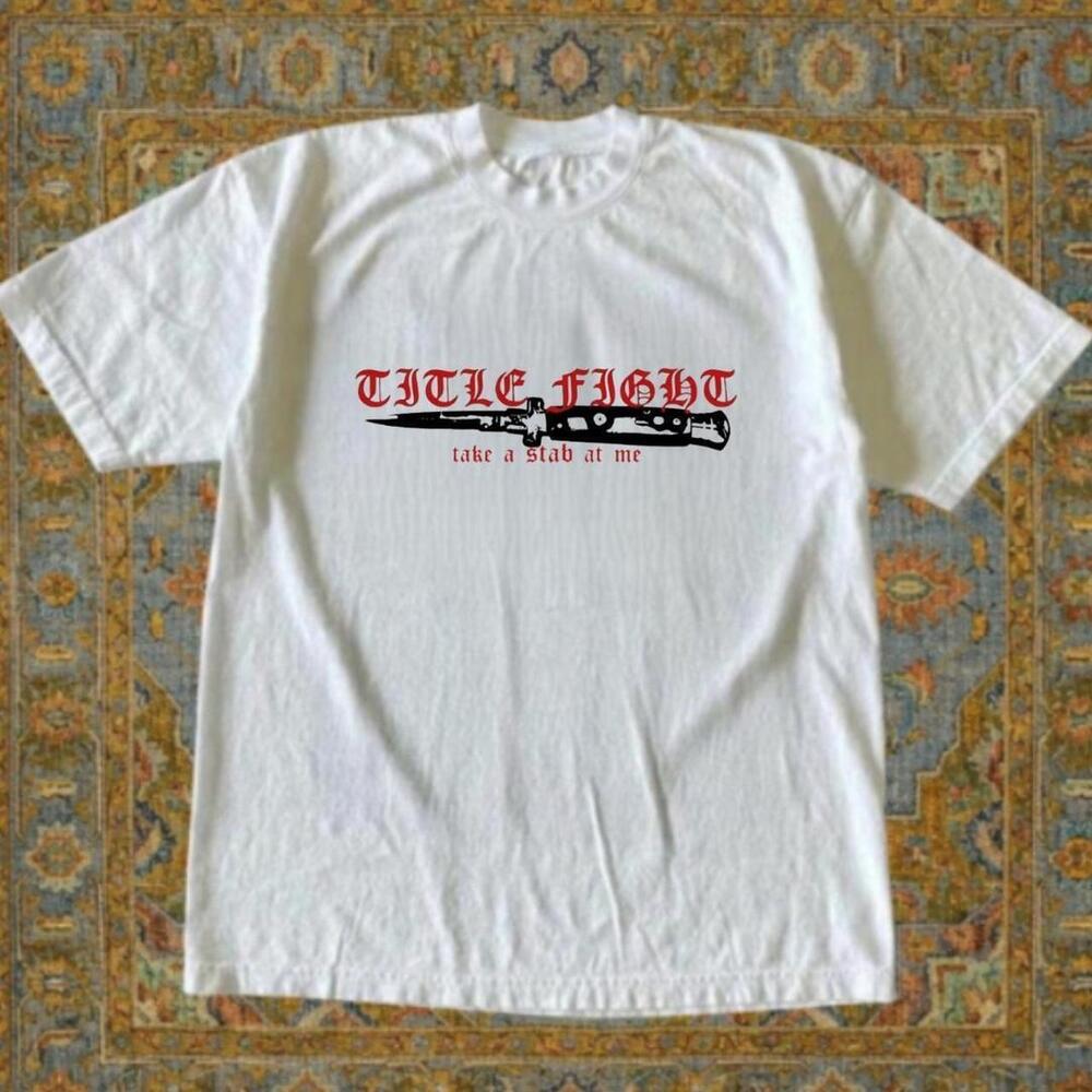 Gildan Men White T-Shirt, Title Fight Knife Graphic Tee